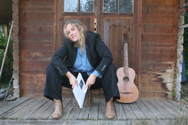 Sarah Brendel: Das Kleinste ist nicht zu klein | Lesung & Konzert